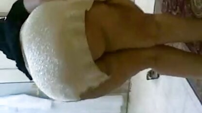دستی دستی خنده عکس لخت سکسی دختر دار جلوی دوربین دوست